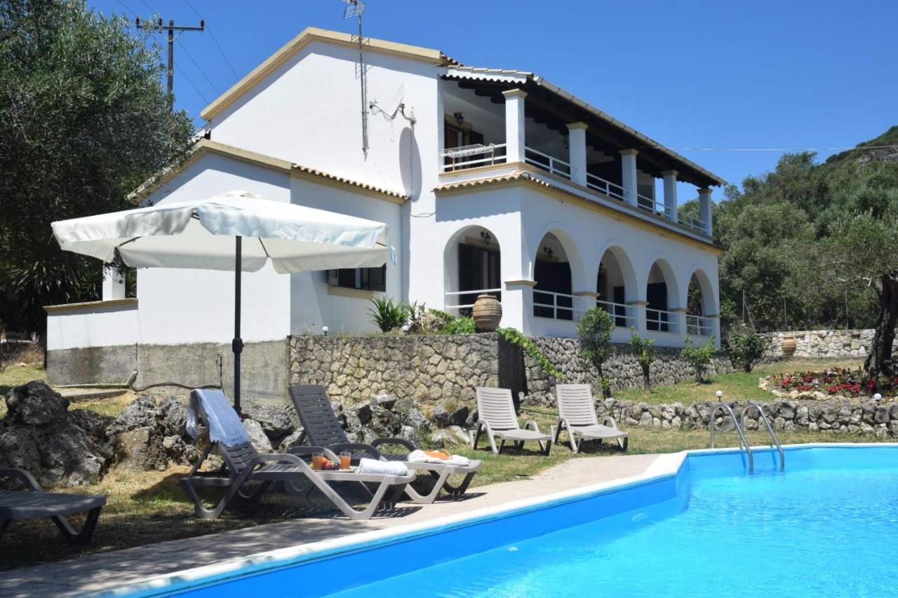 Villa Eirini By Hotelius Liapades Luaran gambar