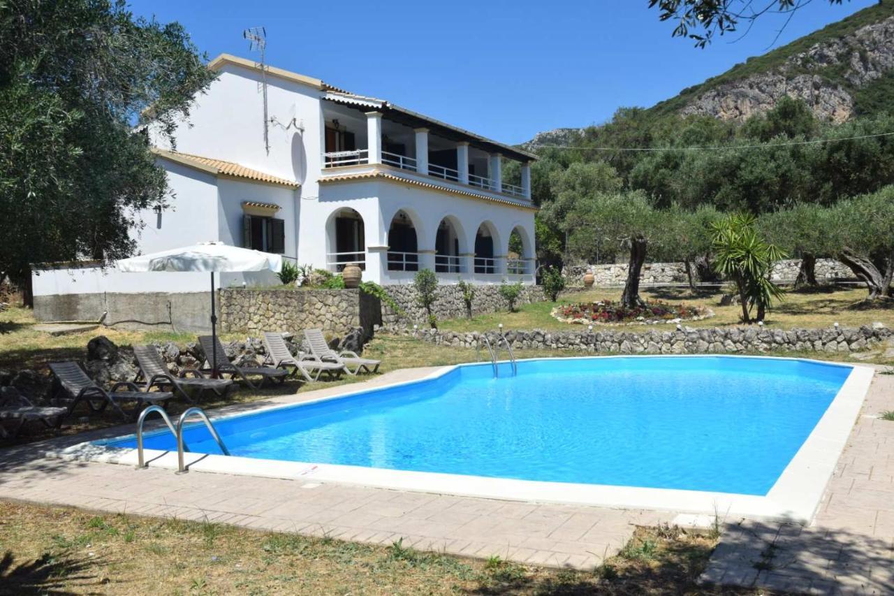 Villa Eirini By Hotelius Liapades Luaran gambar